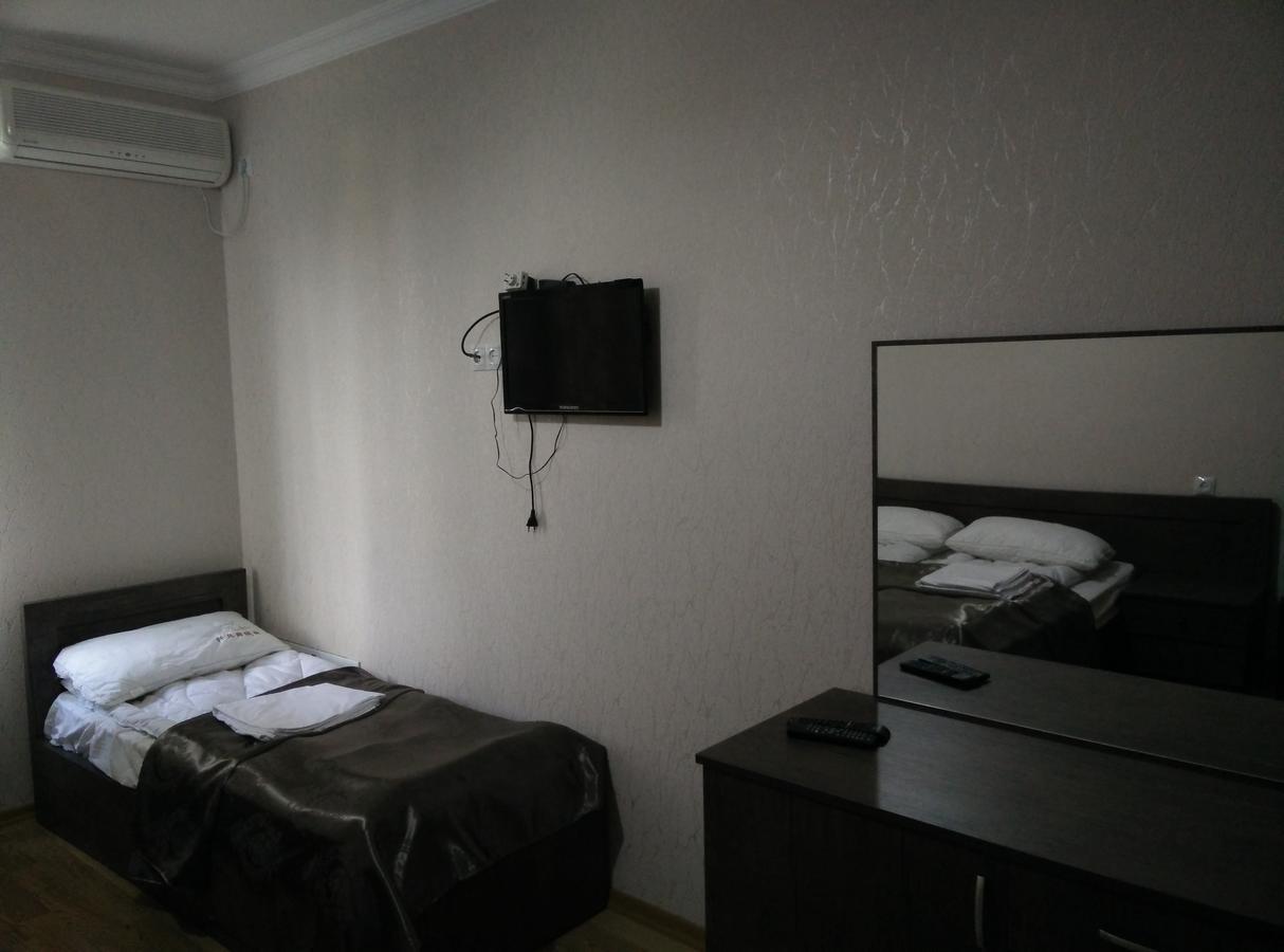 Hotel Mimino Tiflis Exterior foto